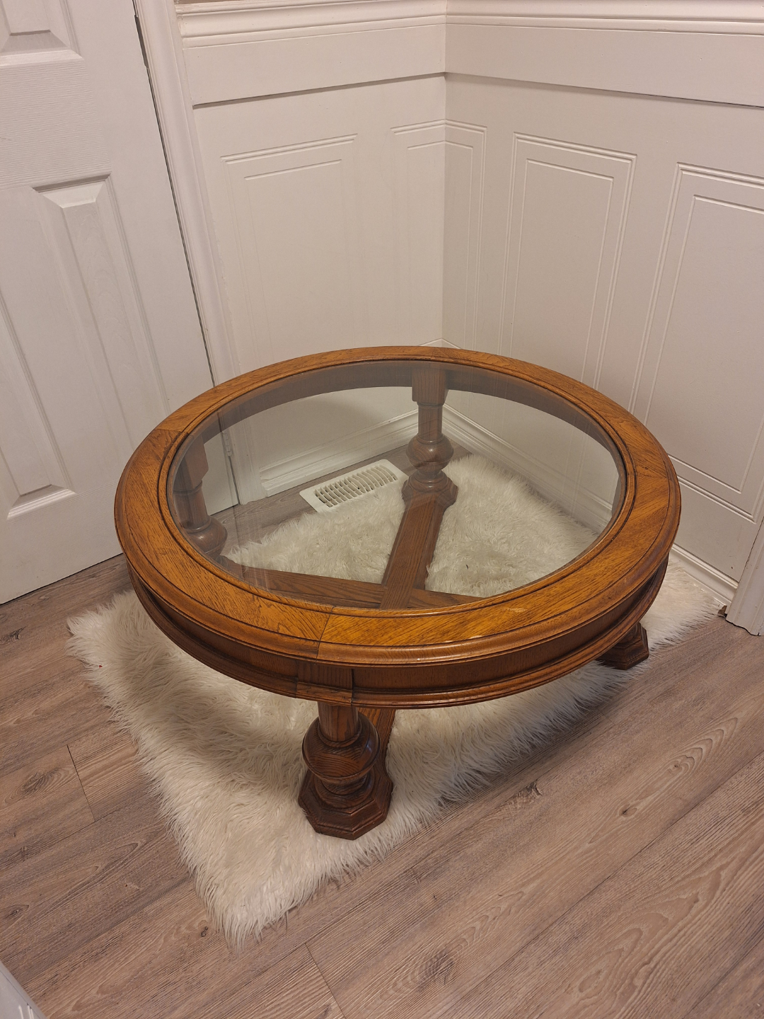 Sklar-Peppler Round Glass top table - photo 3