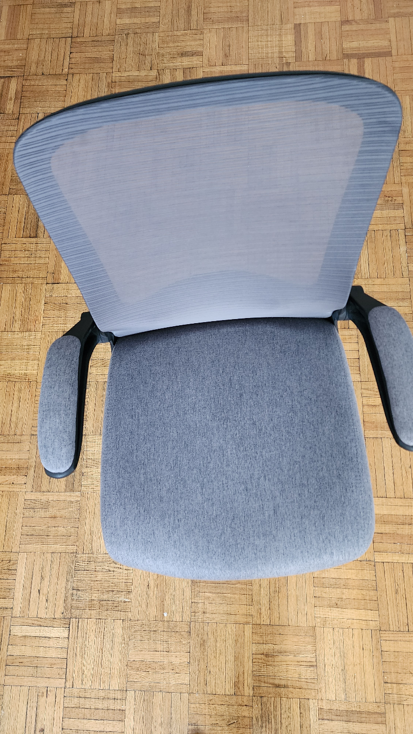Office Chair - Mesh Back and Padded Seat - photo 5