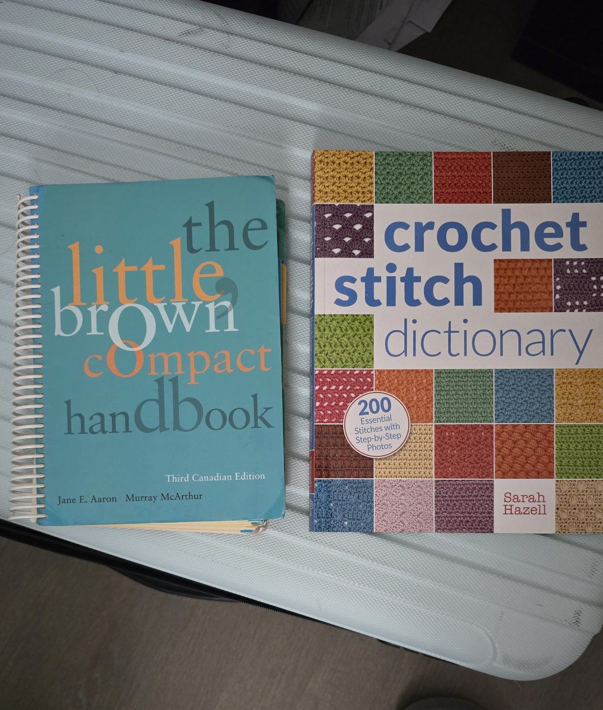 Compact Handbook & Crochet Stitch Dictionary #freecycle