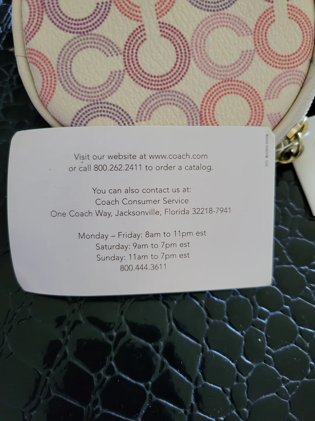 COACH Leatherware Round Coin Purse image indicator(5)