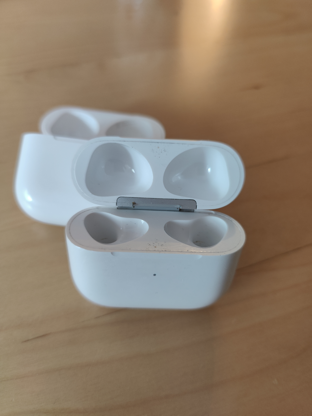 Apple AirPods 3 -  3th Gen. Charging Case Only