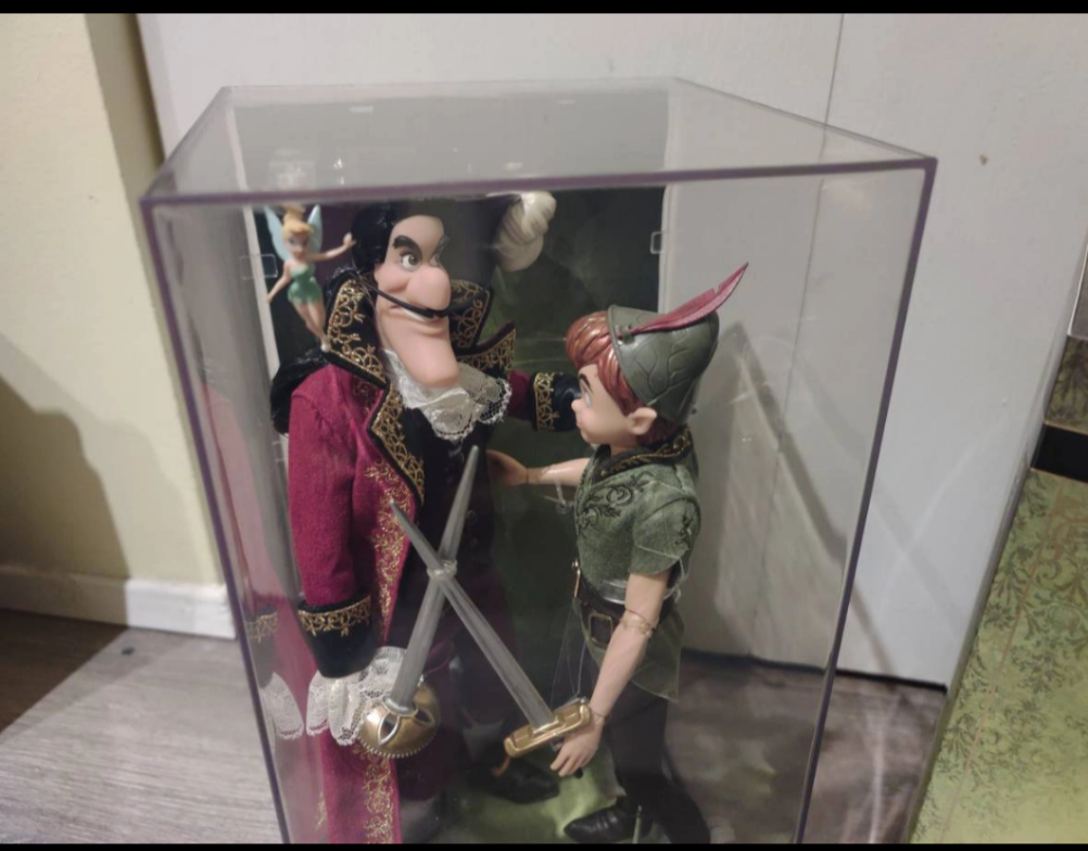 Disney Collection Peter Pan & Captain Hook Dolls limited - photo 2