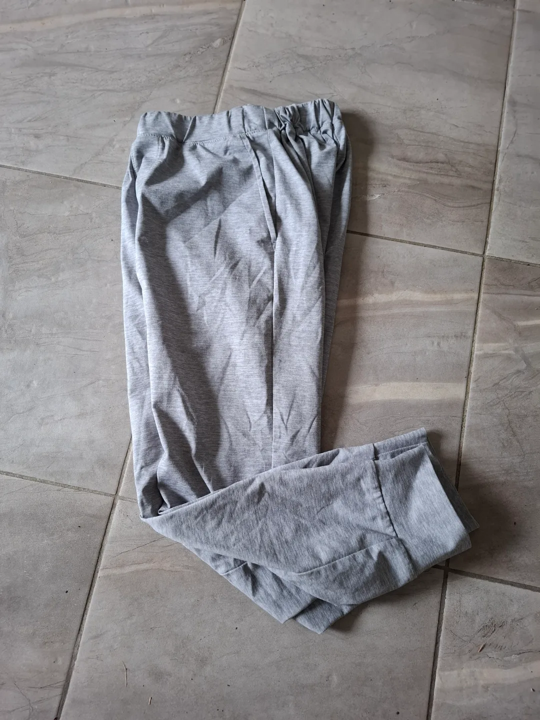 Uniqlo Kids Grey Joggers image indicator(3)