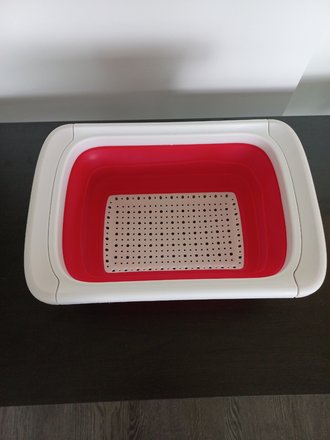 Foldable silicone basket with handles
