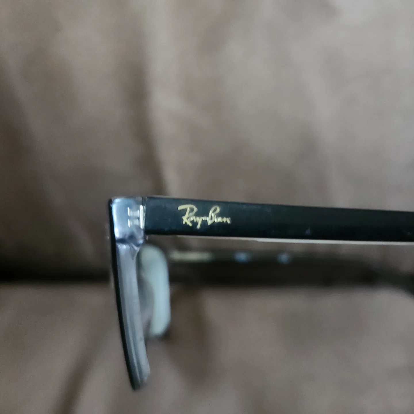 Ray Ban glasses image indicator(5)