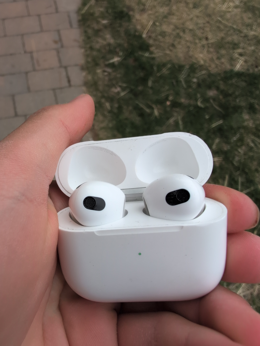 Apple AirPods (3nd Generation)