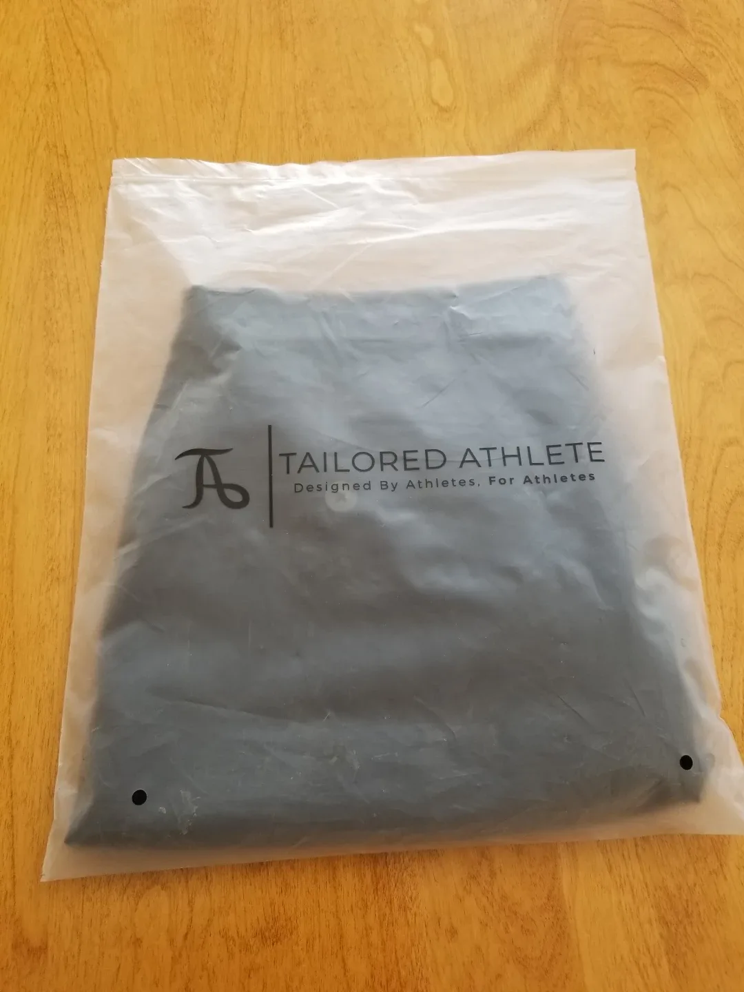 Tailored Athlete Chino Shorts - Size 32 image indicator(8)