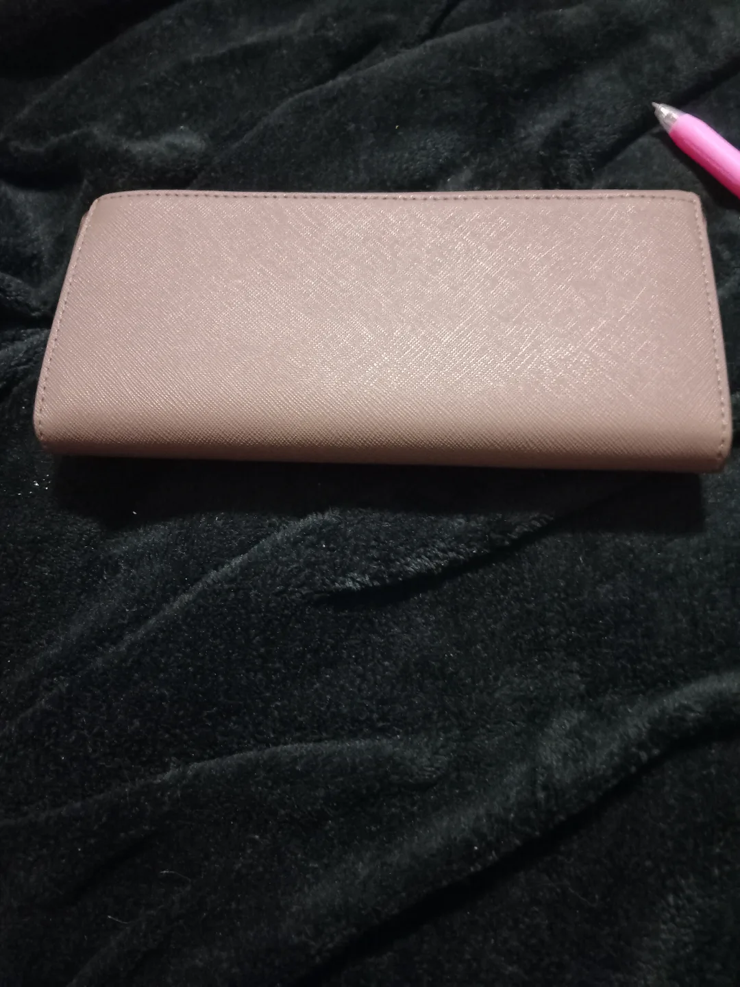 Kate Spade mauve wallet image indicator(2)