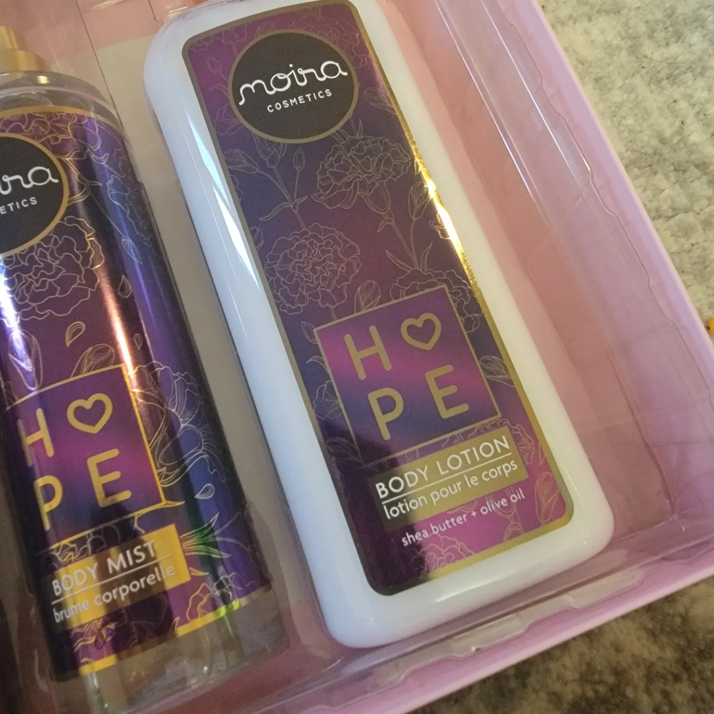 Moira Cosmetics Hope Gift Set image indicator(3)
