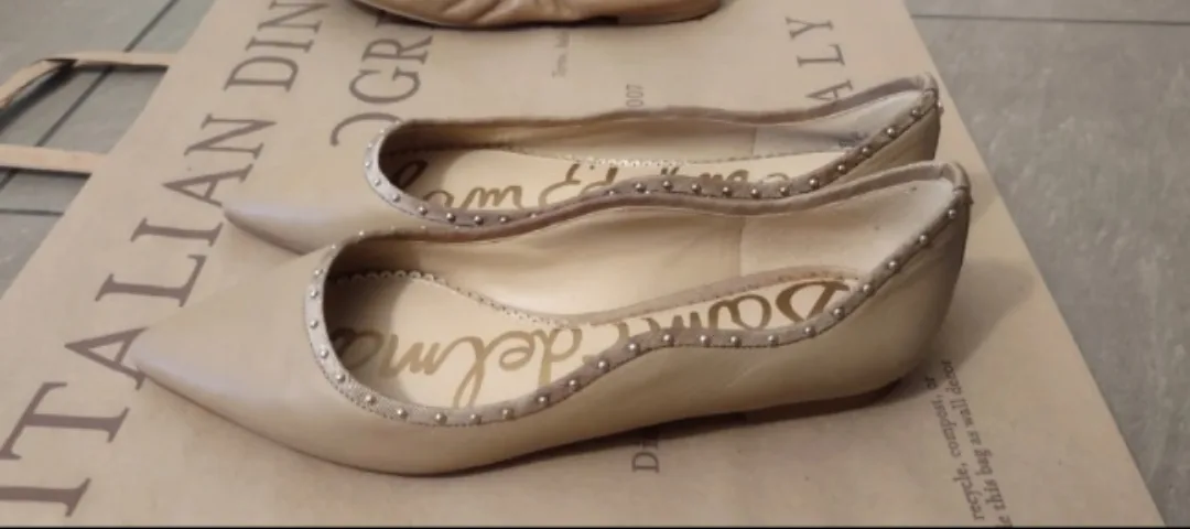 (NEW) Sam Edelman Beige Pointed-Toe Flats image indicator(3)