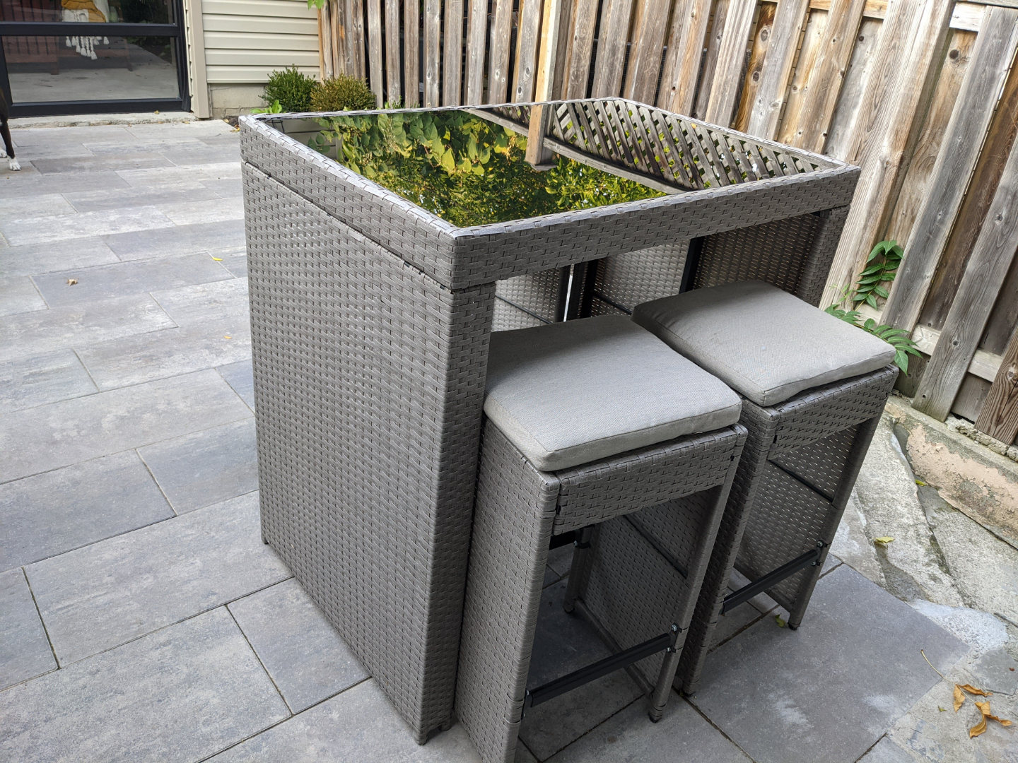 5 Pcs Outdoor Patio Bar Set Very Good Condition! - photo 3