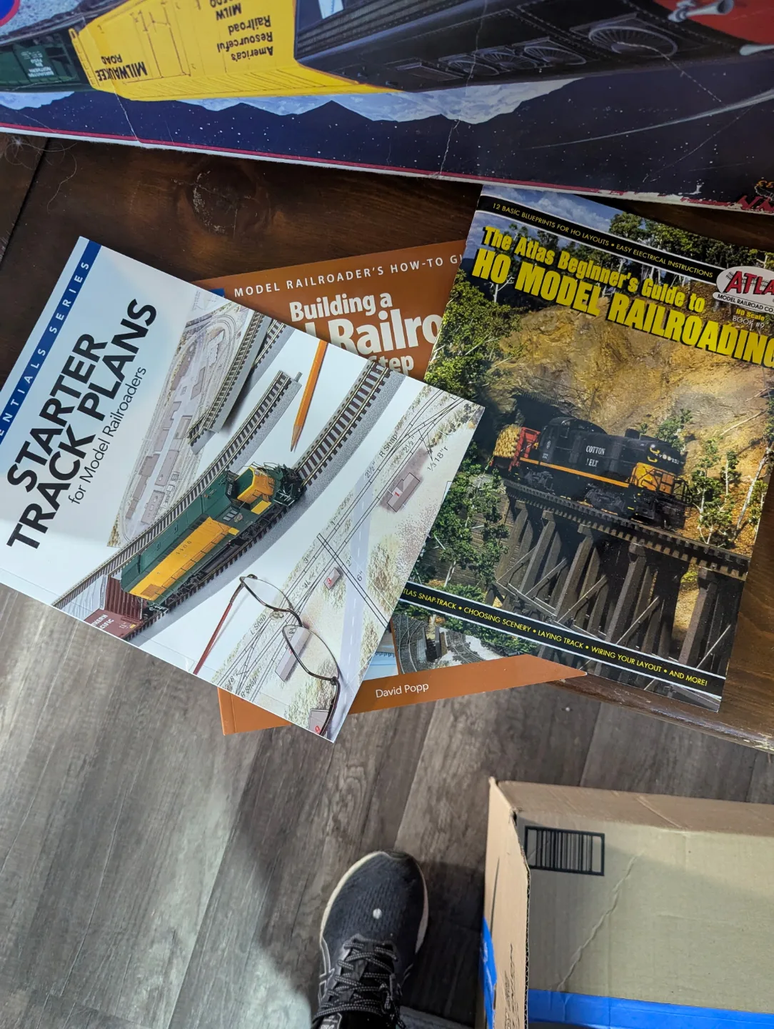 Model Railroading Books and Plans thumbnail