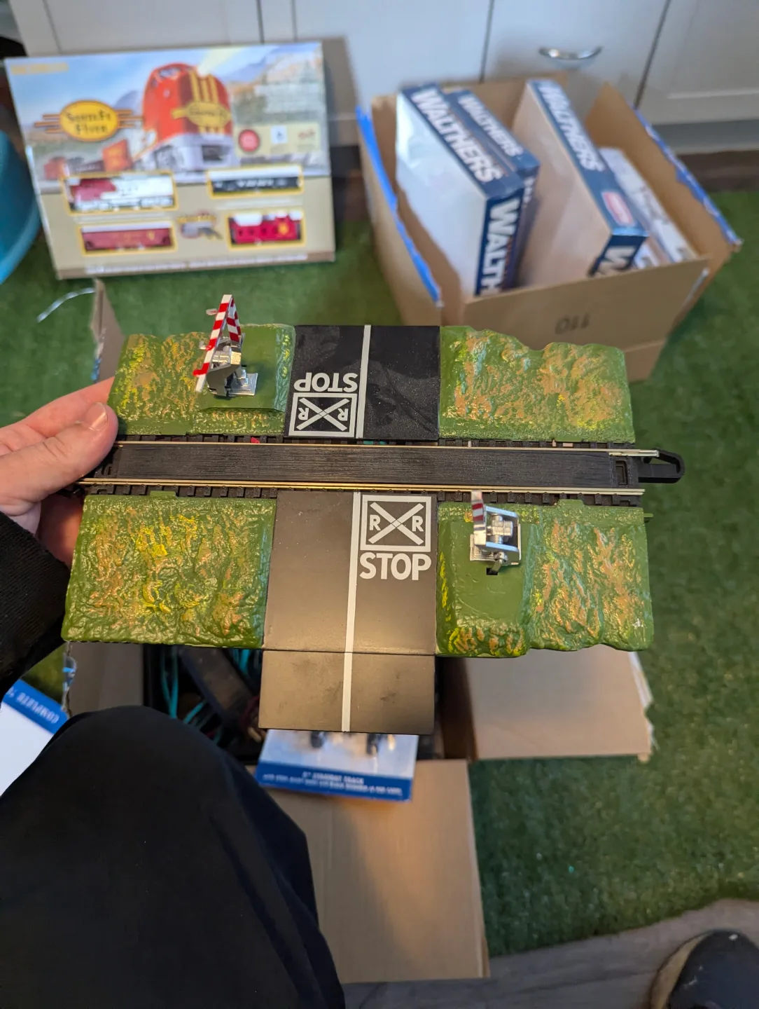 Bachmann HO Scale EZ Track Train Set Pieces image indicator(4)