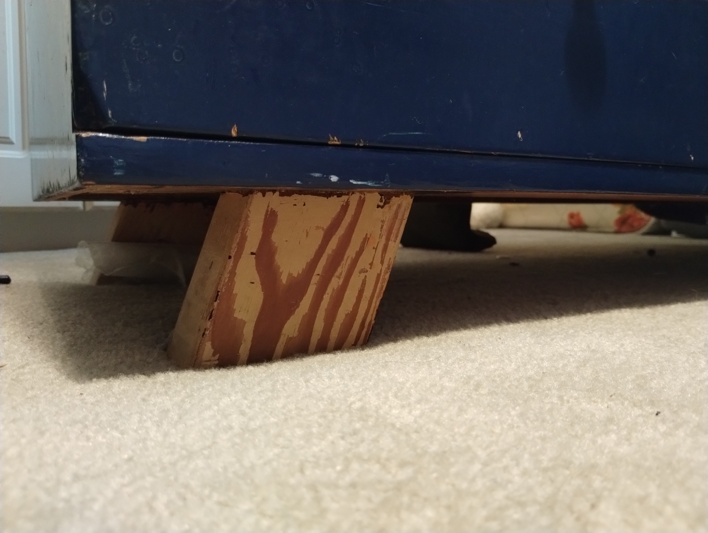 Sturdy Blue Six-Drawer Dresser - photo 3