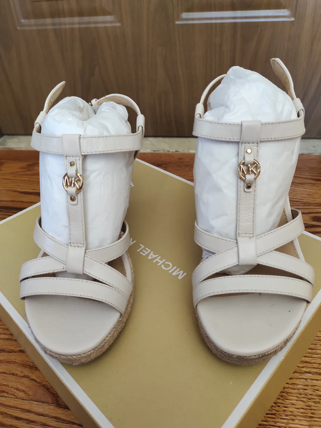 Michael Kors Preston Wedge Sandals - Size 6M image indicator(3)