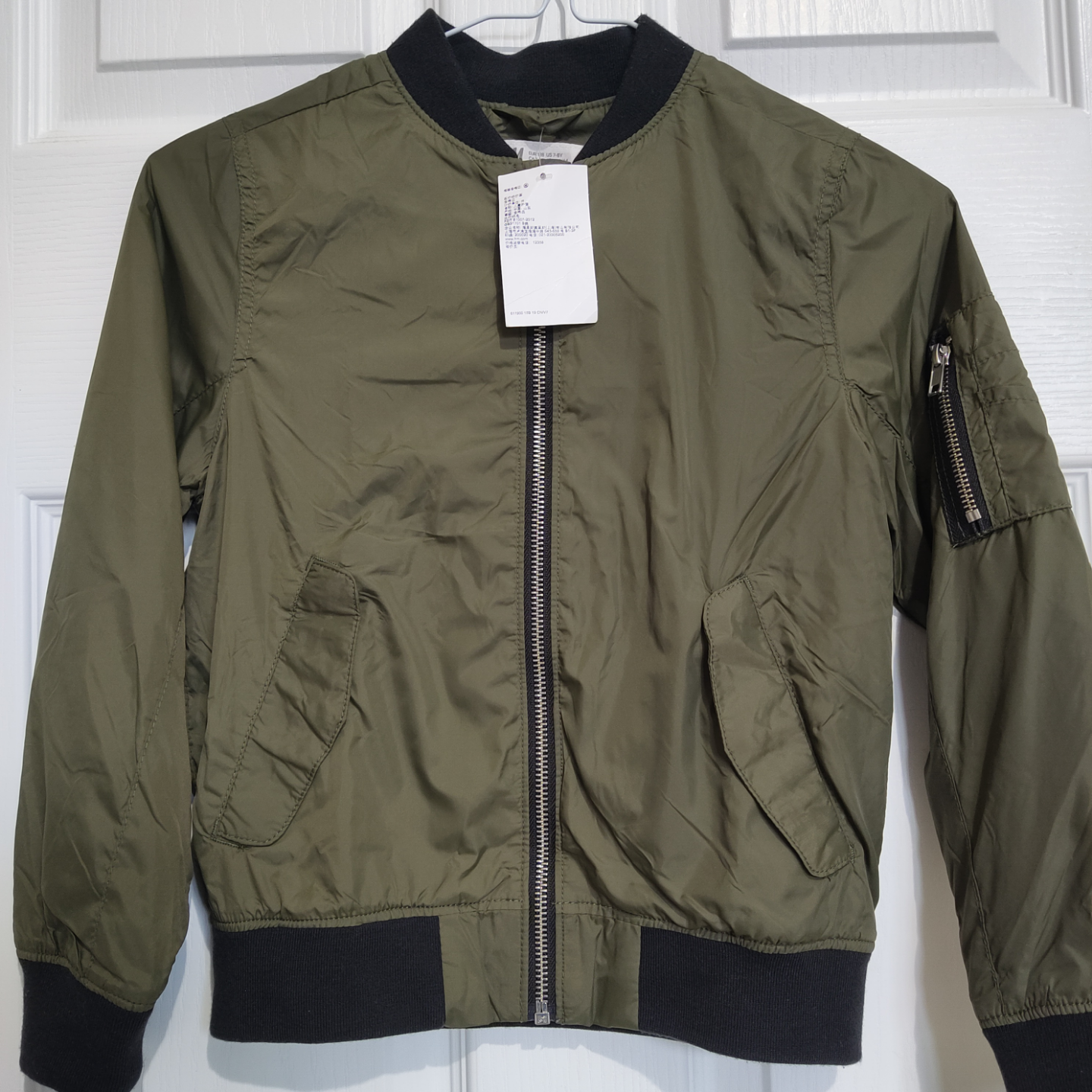 H&M Olive Green Bomber Jacket - Size 7/8Y🏒 - photo 5