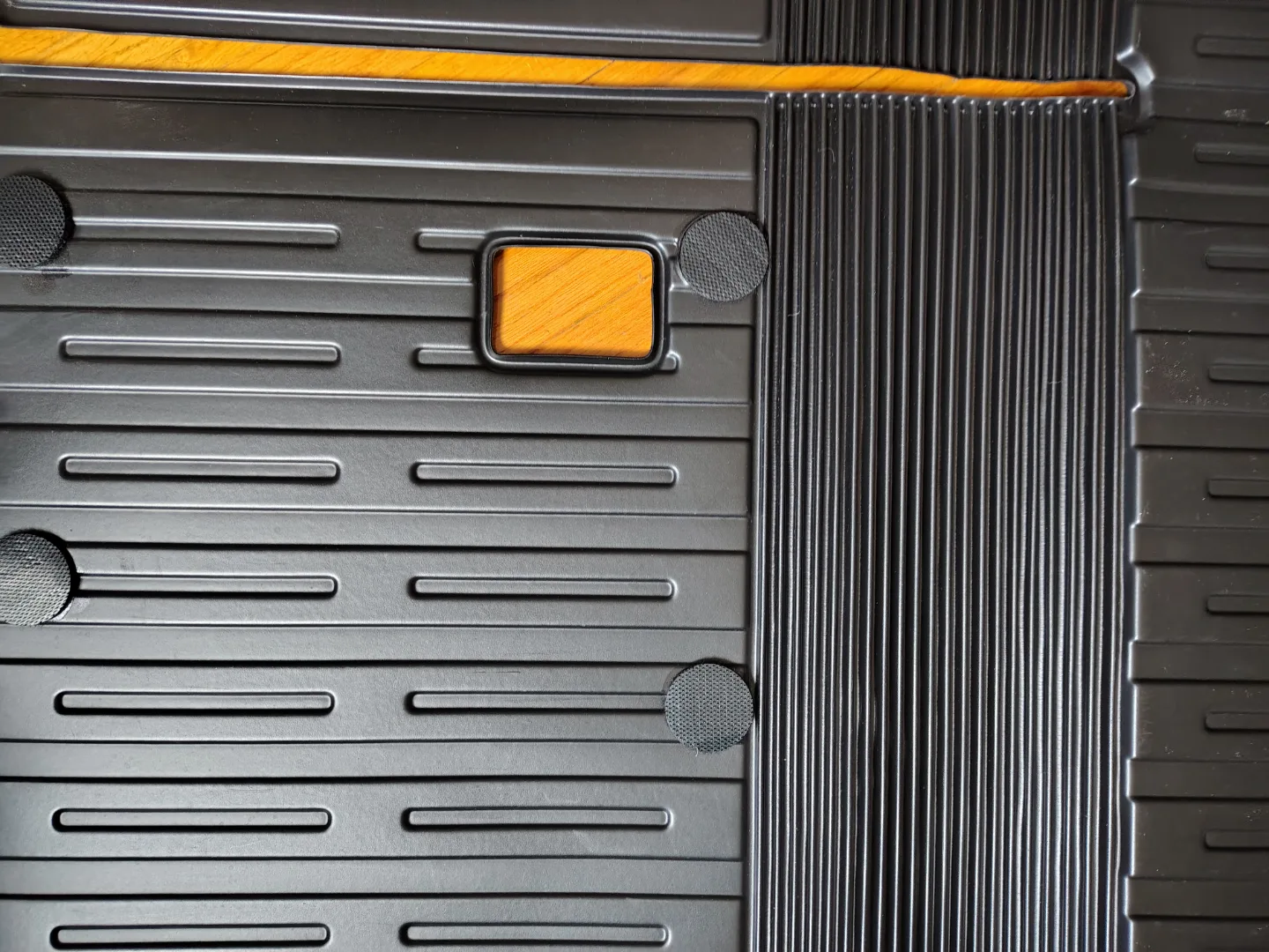 Toyota Highlander Cargo Mat image indicator(3)