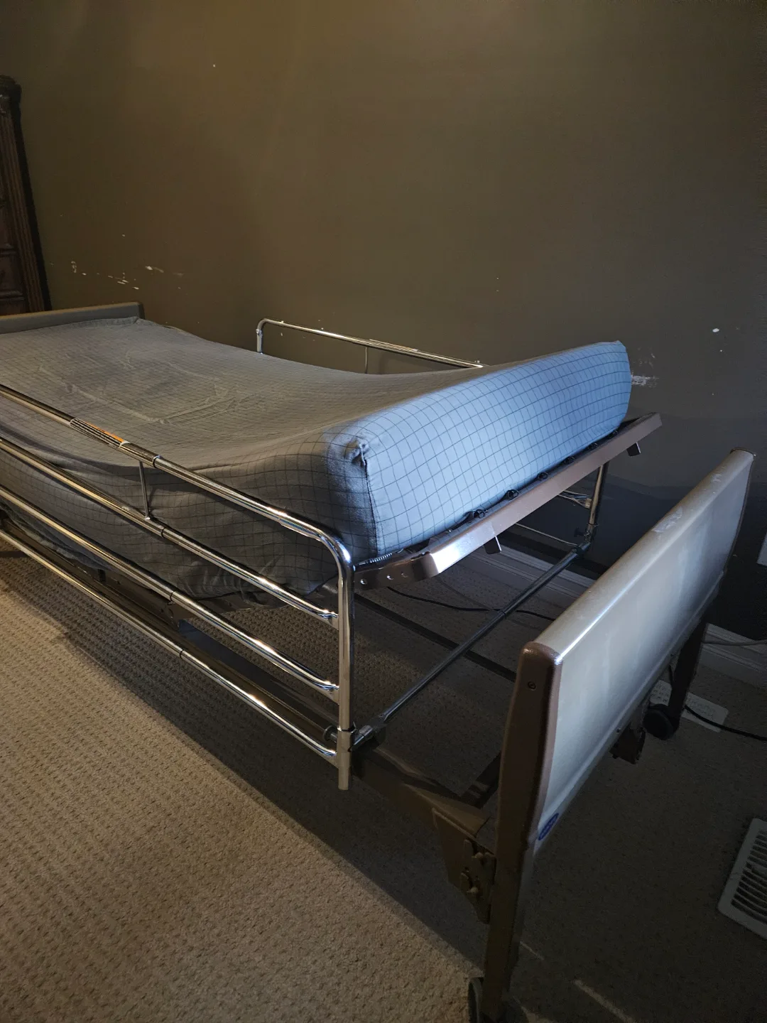 Hospital Bed - Adjustable image indicator(5)