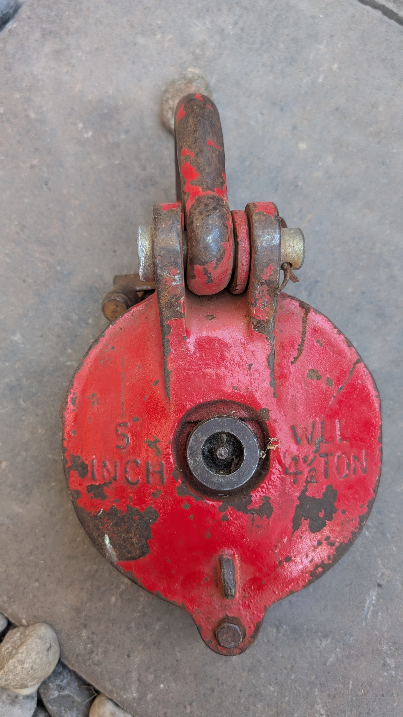Heavy-Duty Pulley Block