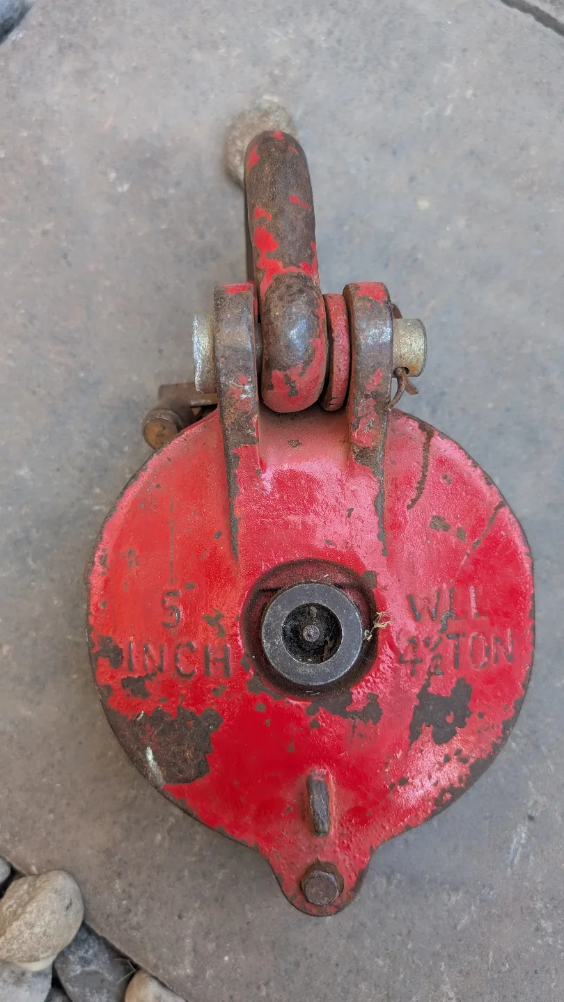 Heavy-Duty Pulley Block thumbnail
