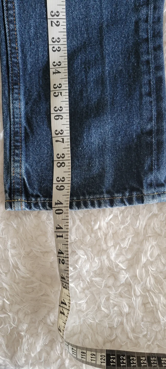 Hollister Men's Distressed Jeans - Size W30 x L30 image indicator(9)