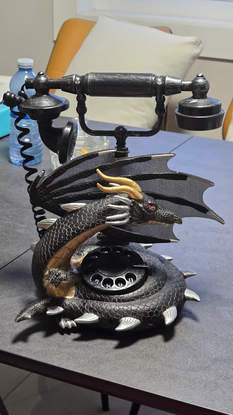 Dragon Phone Collectible thumbnail