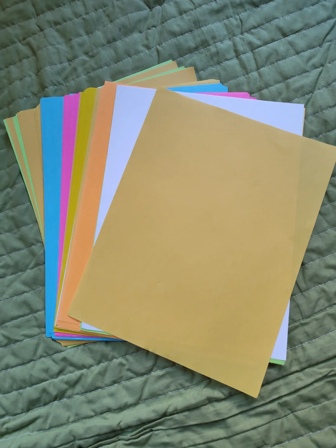 Office Supply Bundle: Paper, Pens, Folders, More! image indicator(7)