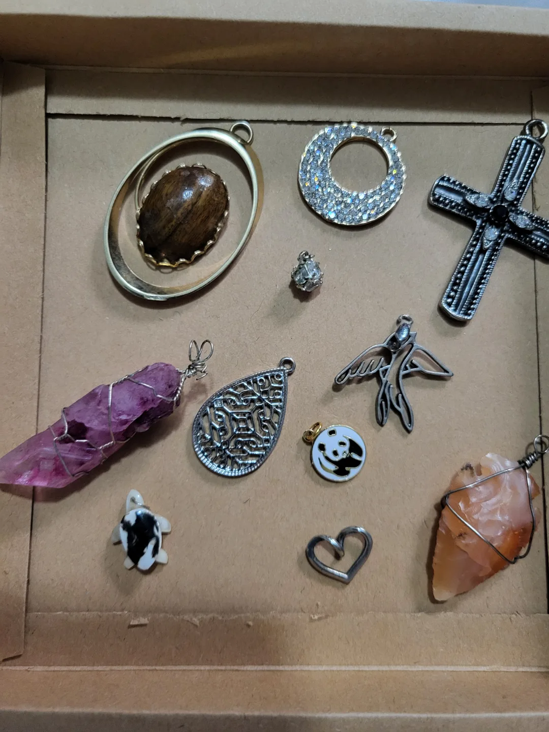 Collection of 11 Pendants thumbnail