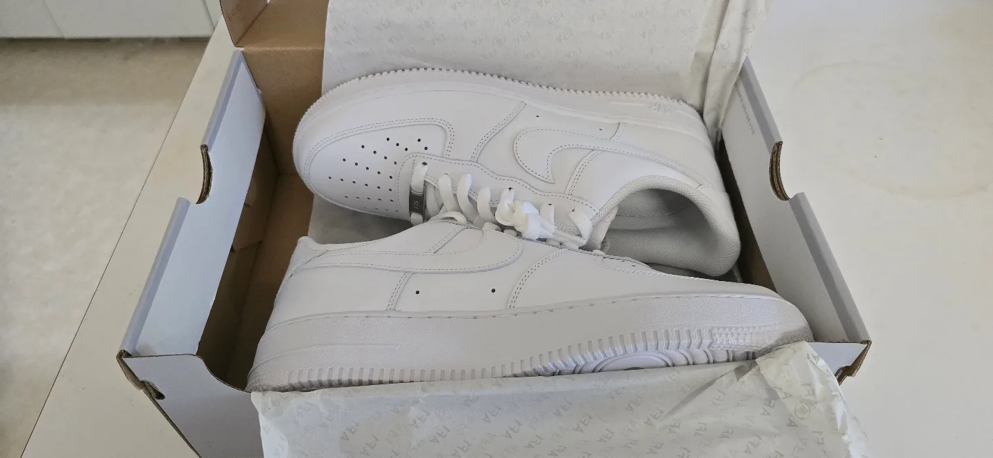 Brand New Nike Air Force 1 '07 Men's Shoes - Size 10 thumbnail