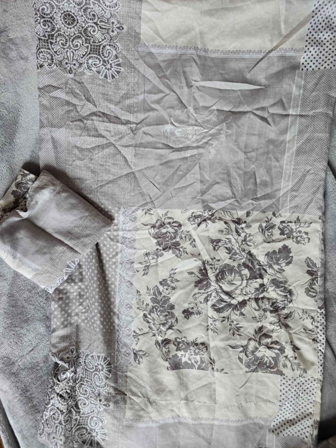 🥕[freecycle] Pillowcase Set - floral patchwork image indicator(2)