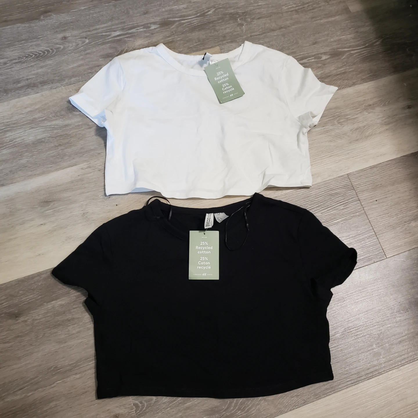 New cropped top size L