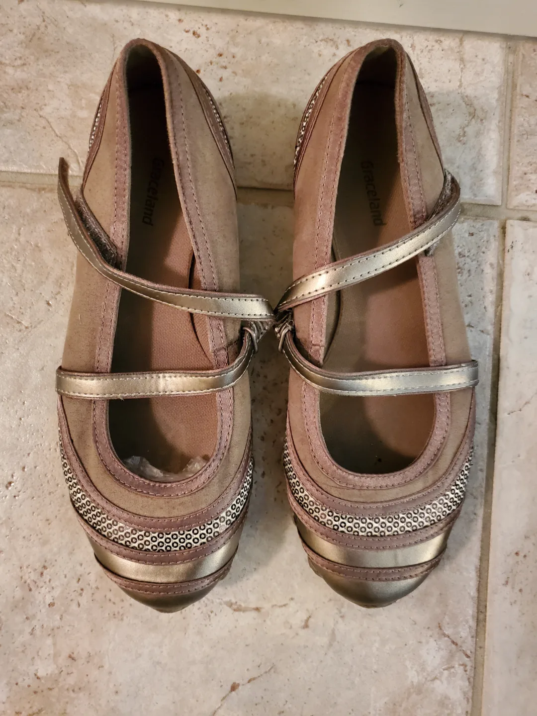 Graceland Women's Dark Khaki Mary Janes thumbnail