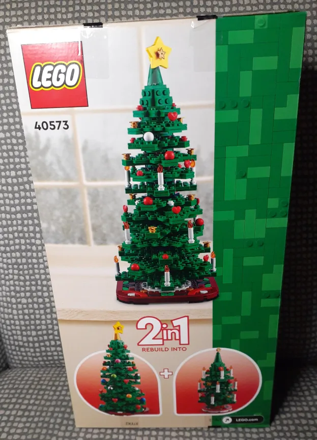 LEGO Christmas Tree Building Kit 40573 image indicator(2)