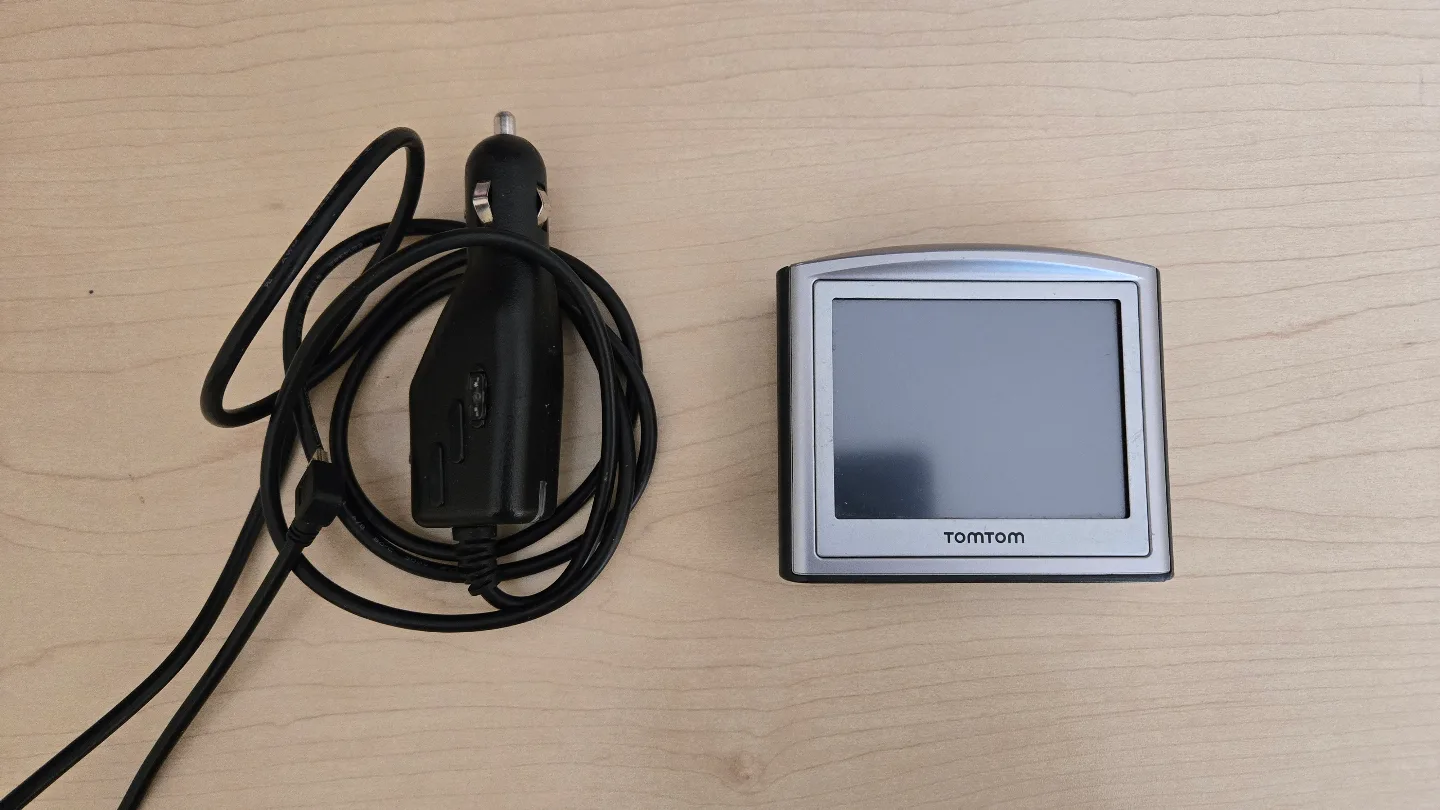 TomTom ONE 3rd Edition GPS Navigation Device thumbnail