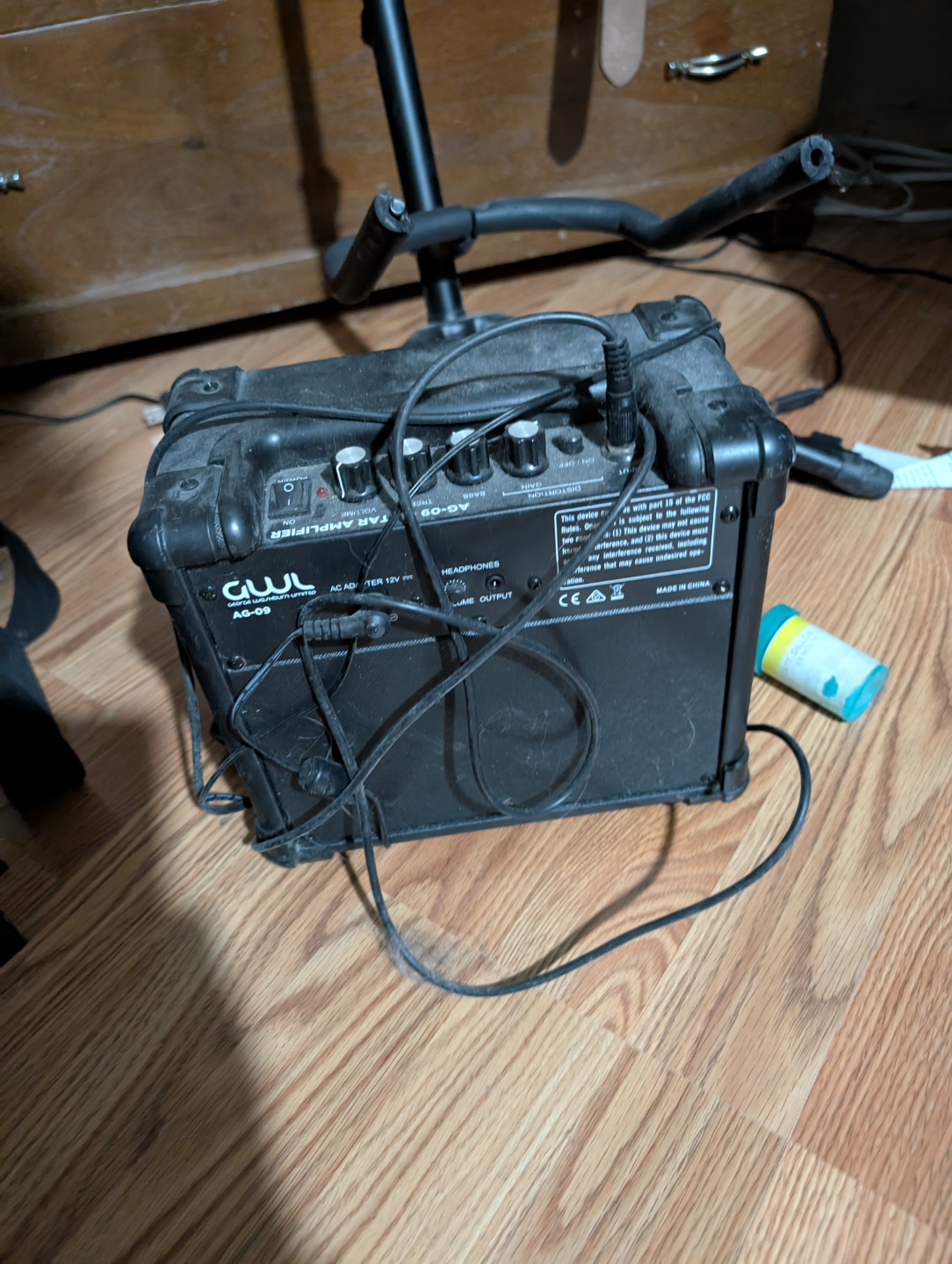 Guitar Starter Pack - Includes Guitar, Amp, Tuner, and Stand - photo 5