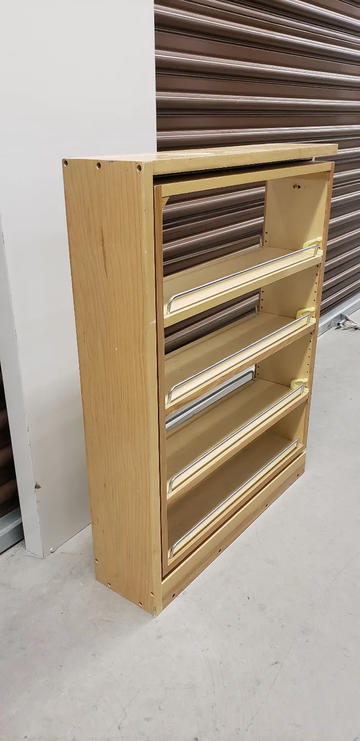 Rev-A-Shelf 4-Tier Pull-Out Spice Rack image indicator(4)