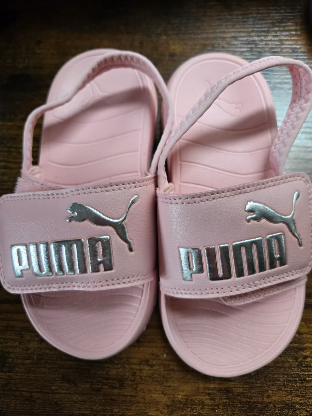 Girls Puma Sandals image indicator(2)