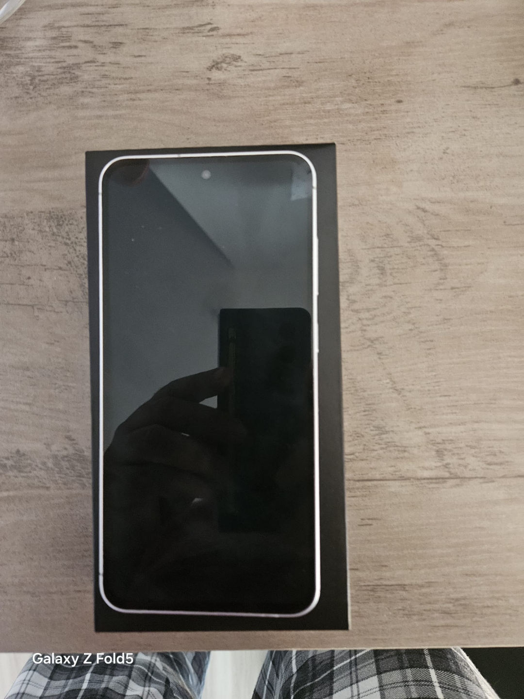 Samsung Galaxy S24 FE Smartphone - Brand New in Box