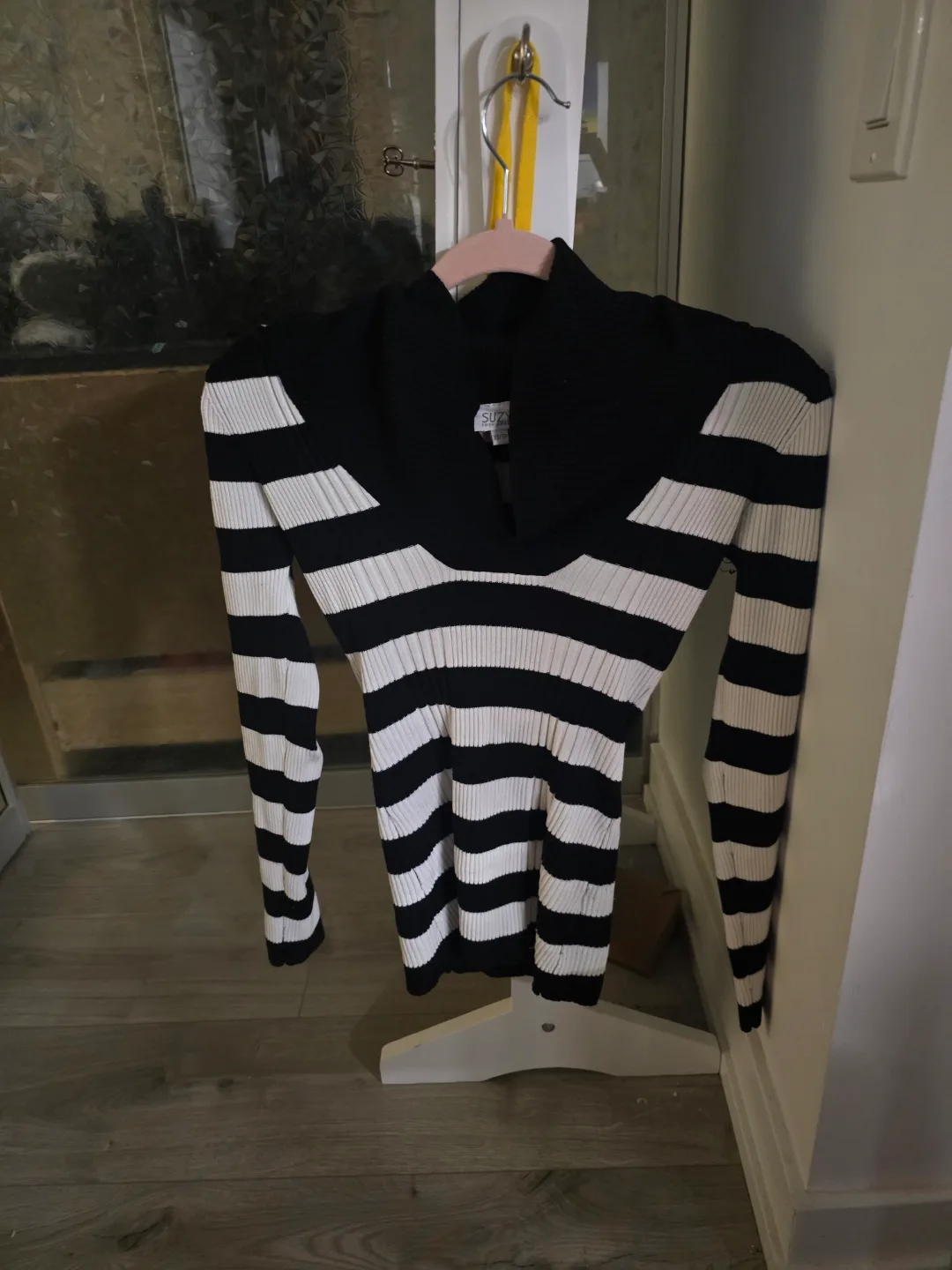 Black and White Striped Sweater image indicator(2)
