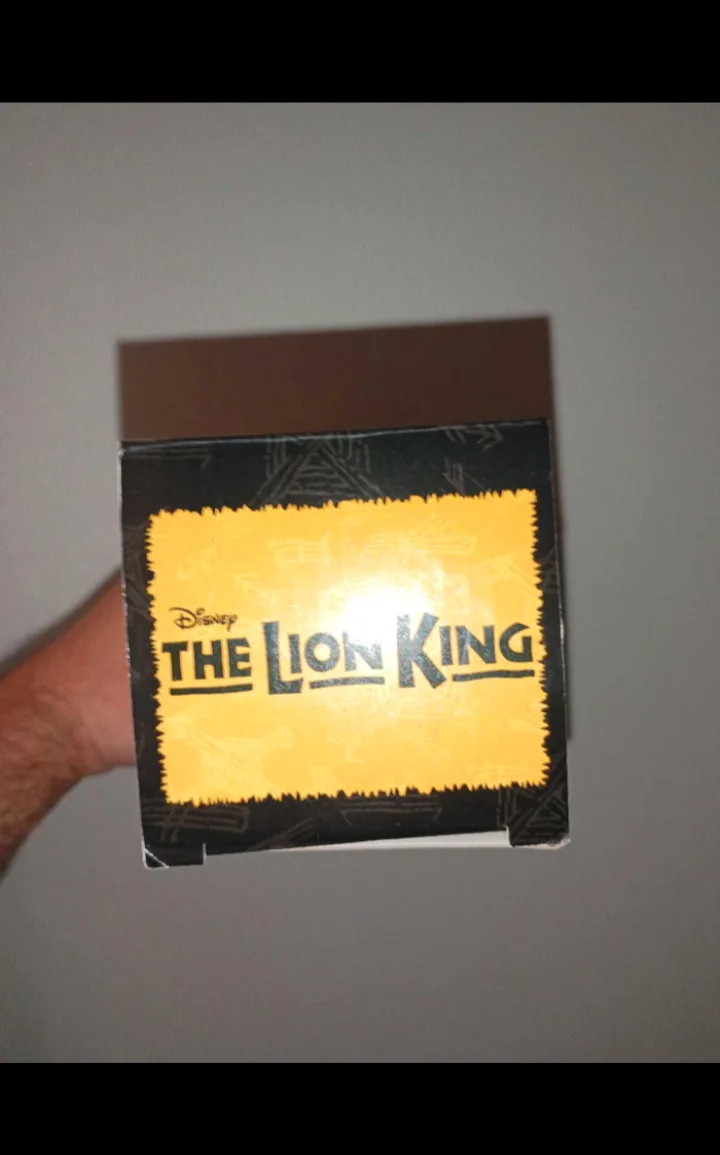 Disney's The Lion King The Musical - Metal Water Bottle image indicator(2)