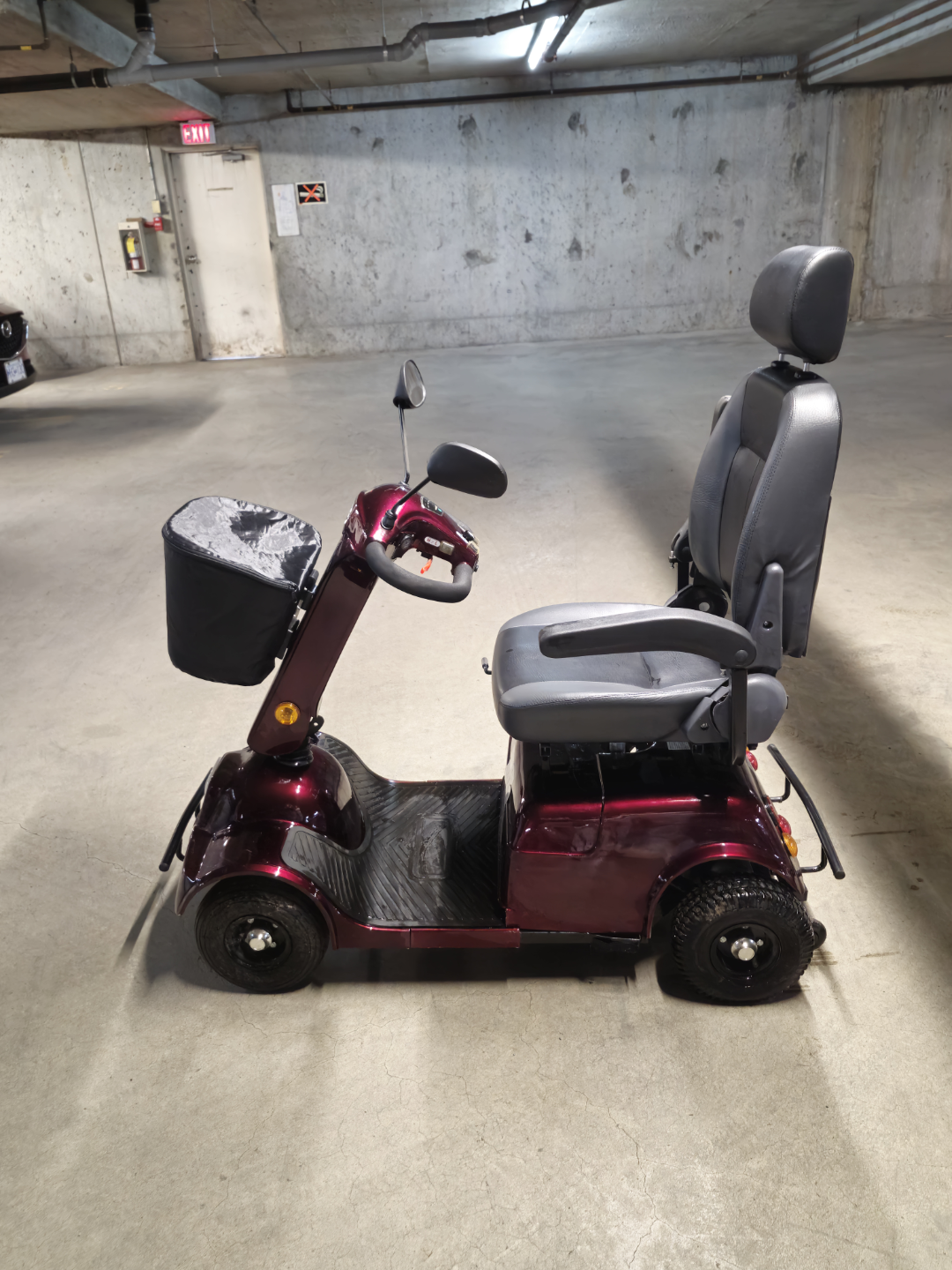 Mobility Scooter - Maroon - photo 3