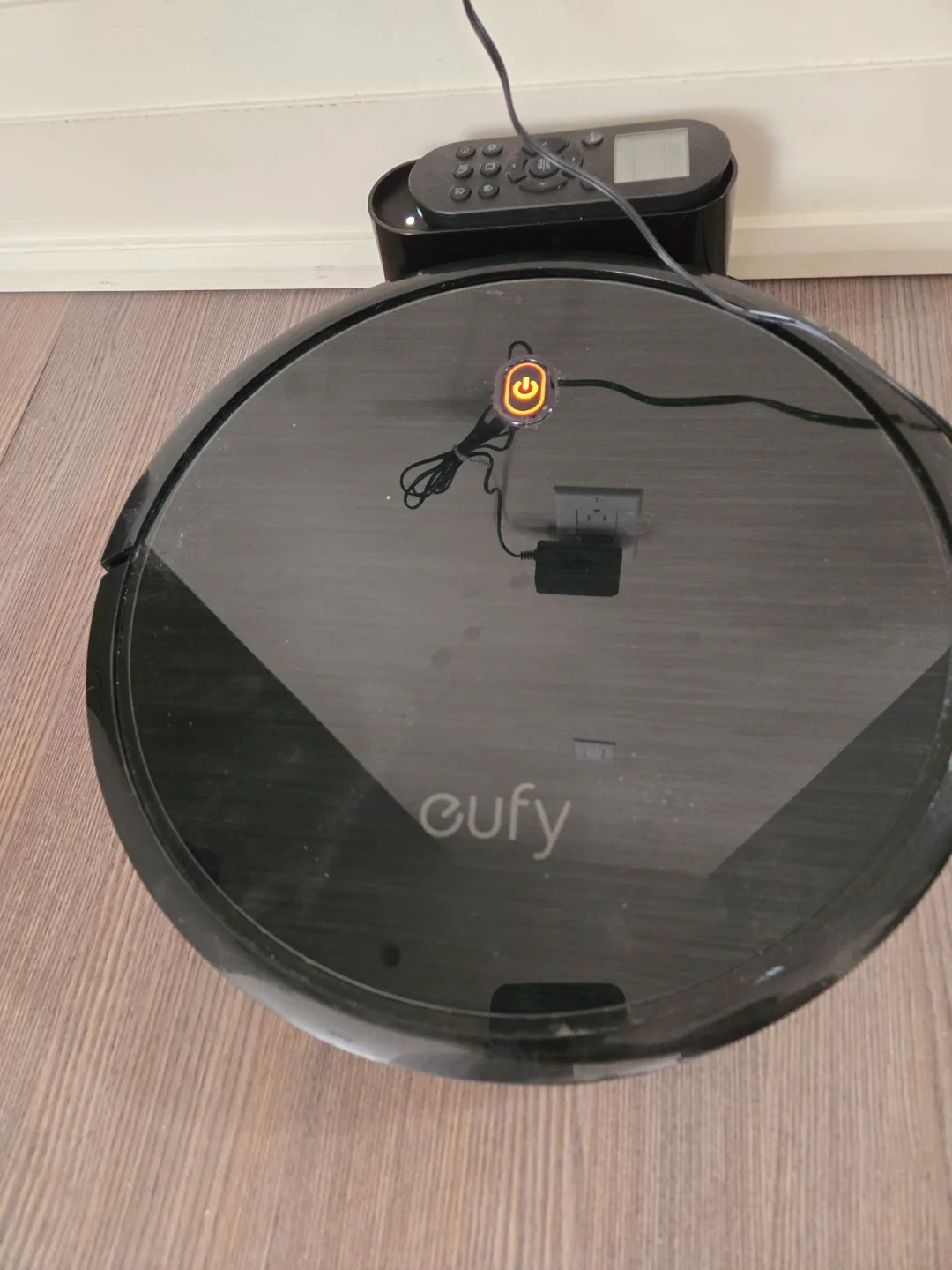 eufy RoboVac 11S Robot Vacuum Cleaner image indicator(2)