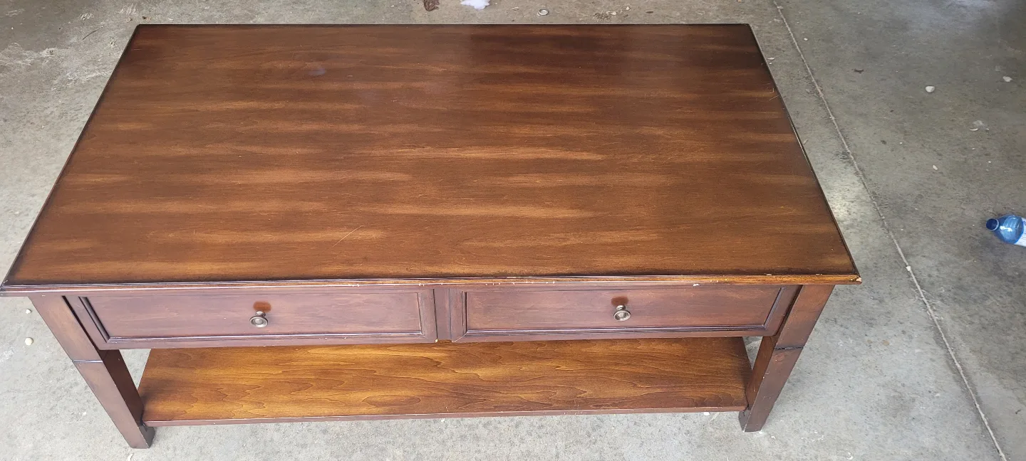 Lift-Top Coffee Table image indicator(3)