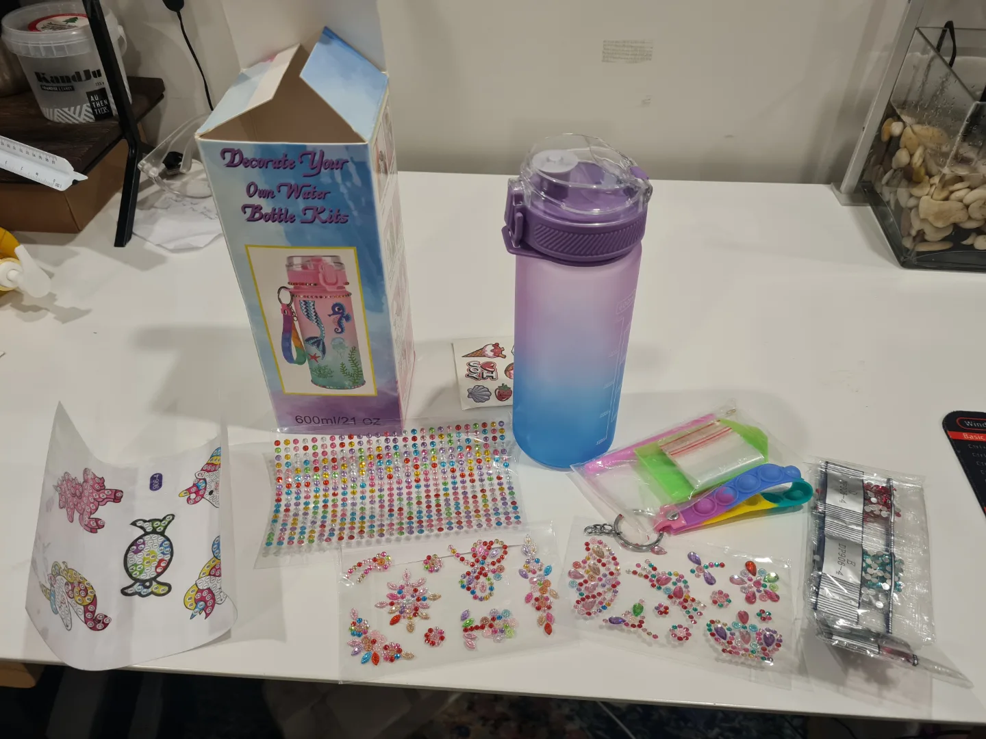 Decorate Your Own Water Bottle Kit - Unicorn & Mermaid Designs image indicator(4)