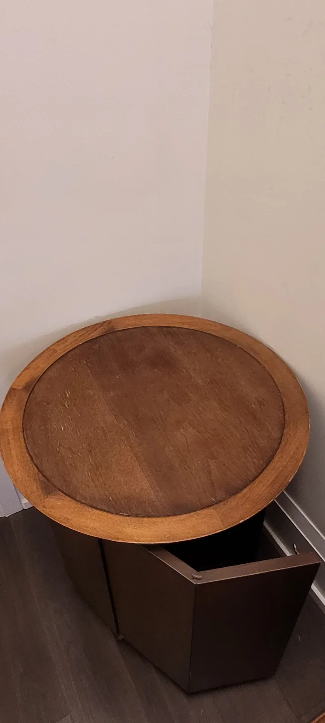 Mid-Century Modern Round Corner Table with Storage image indicator(2)