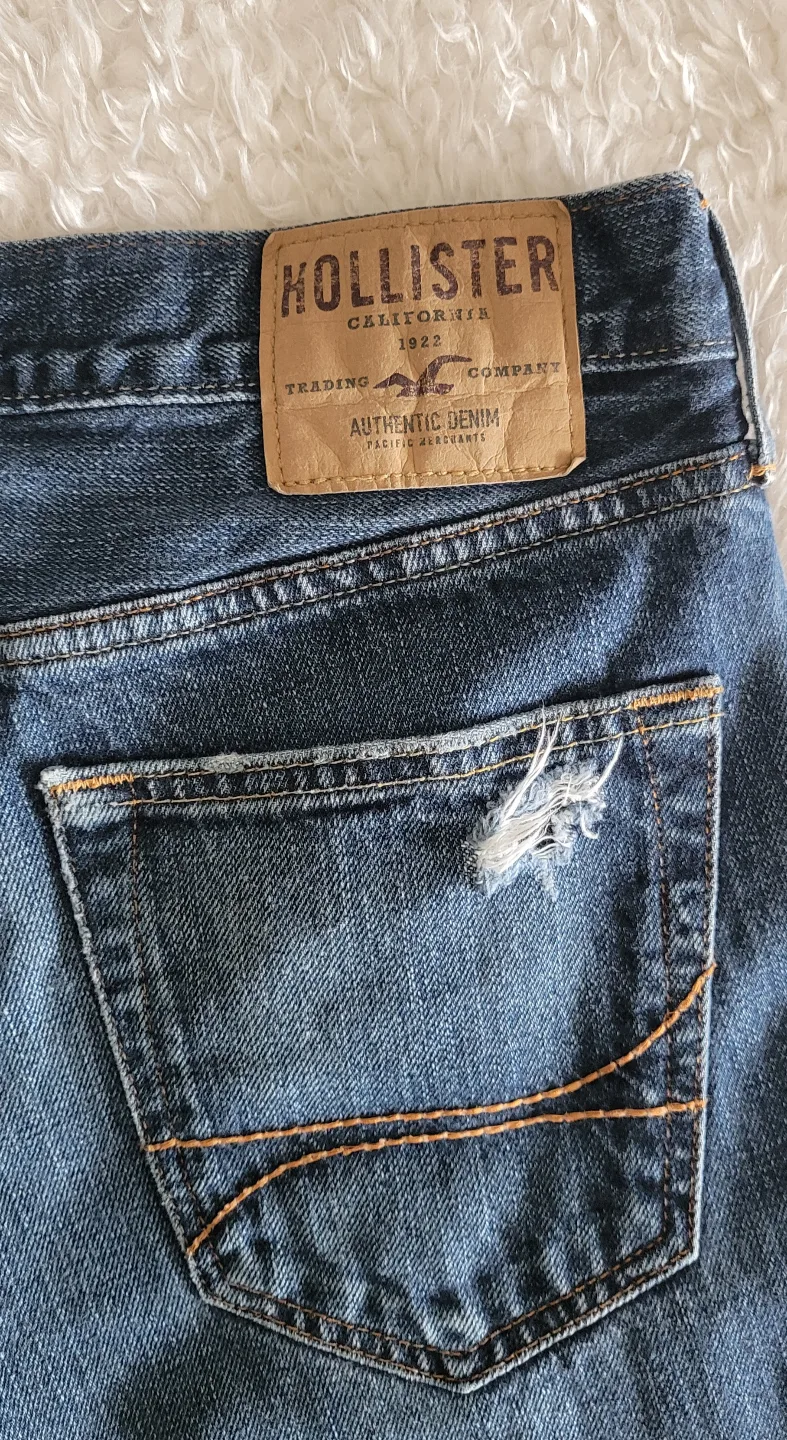 Hollister Men's Distressed Jeans - Size W30 x L30 image indicator(5)