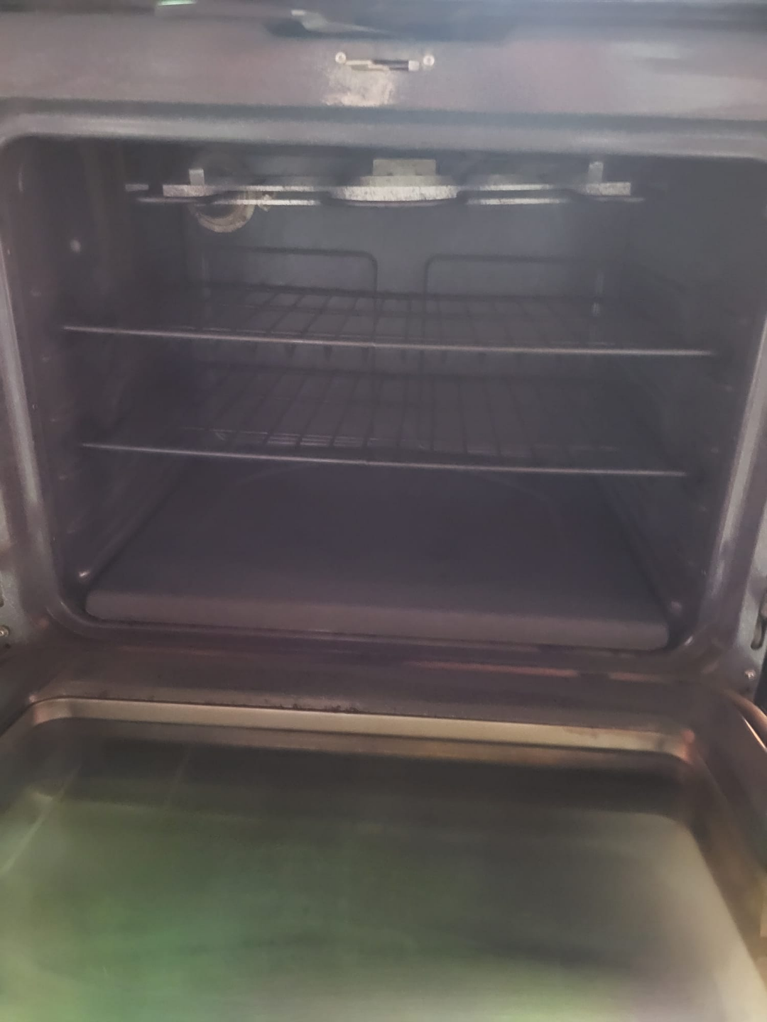 GE Electric Range - J359077SP - photo 2