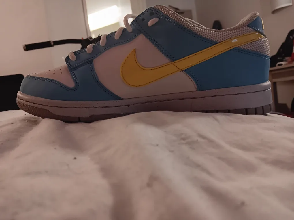 Nike Dunk Low - Light Blue and Yellow image indicator(2)