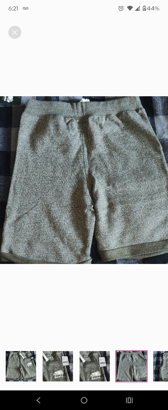 Roots Boys' Size 7 Olive Green Shorts