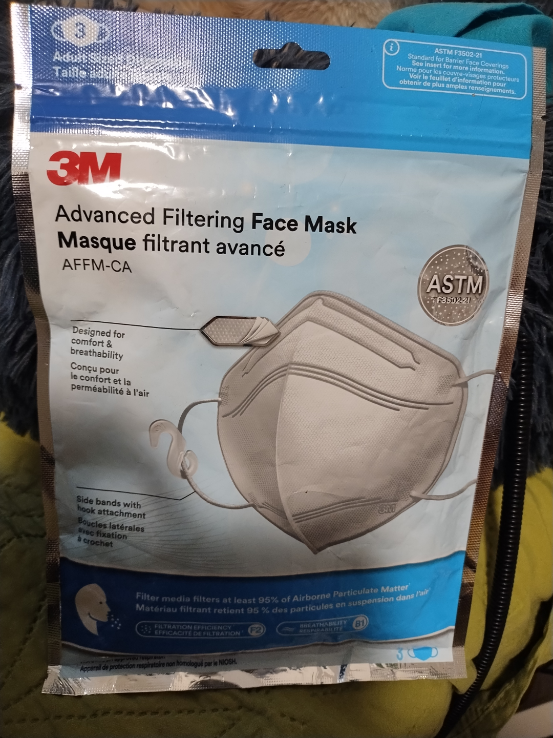 3M Advanced Filtering Face Mask - 3-Pack